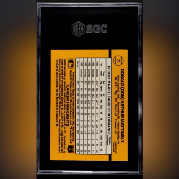 Don Mattingly 1989 Donruss #74 Graded SGC 9, POP 2 - Picture 2 of 2